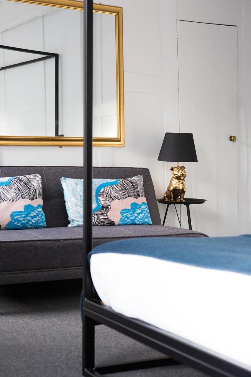 Whitehouse Rye Bed & Breakfast Ngoại thất bức ảnh A sofa bed