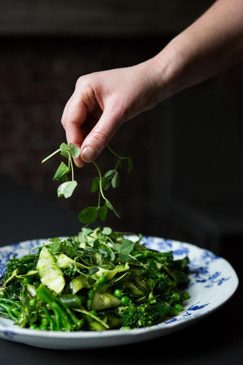 Whitehouse Rye Bed & Breakfast Ngoại thất bức ảnh Watercress being added to a salad